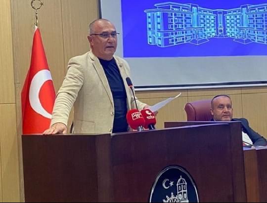 CHP’Lİ ÖZBAL: BELEDİYE,NE YAPMAYA ÇALIŞIYOR?